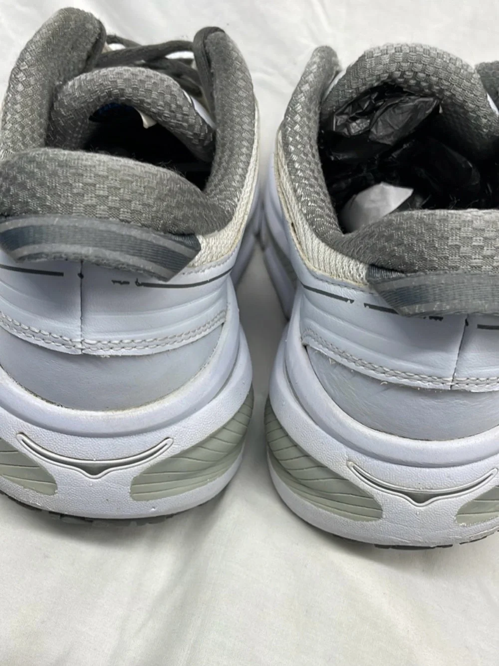 Hoka Bondi LTR Men's White and Gray Cushioned Sneakers sz 9